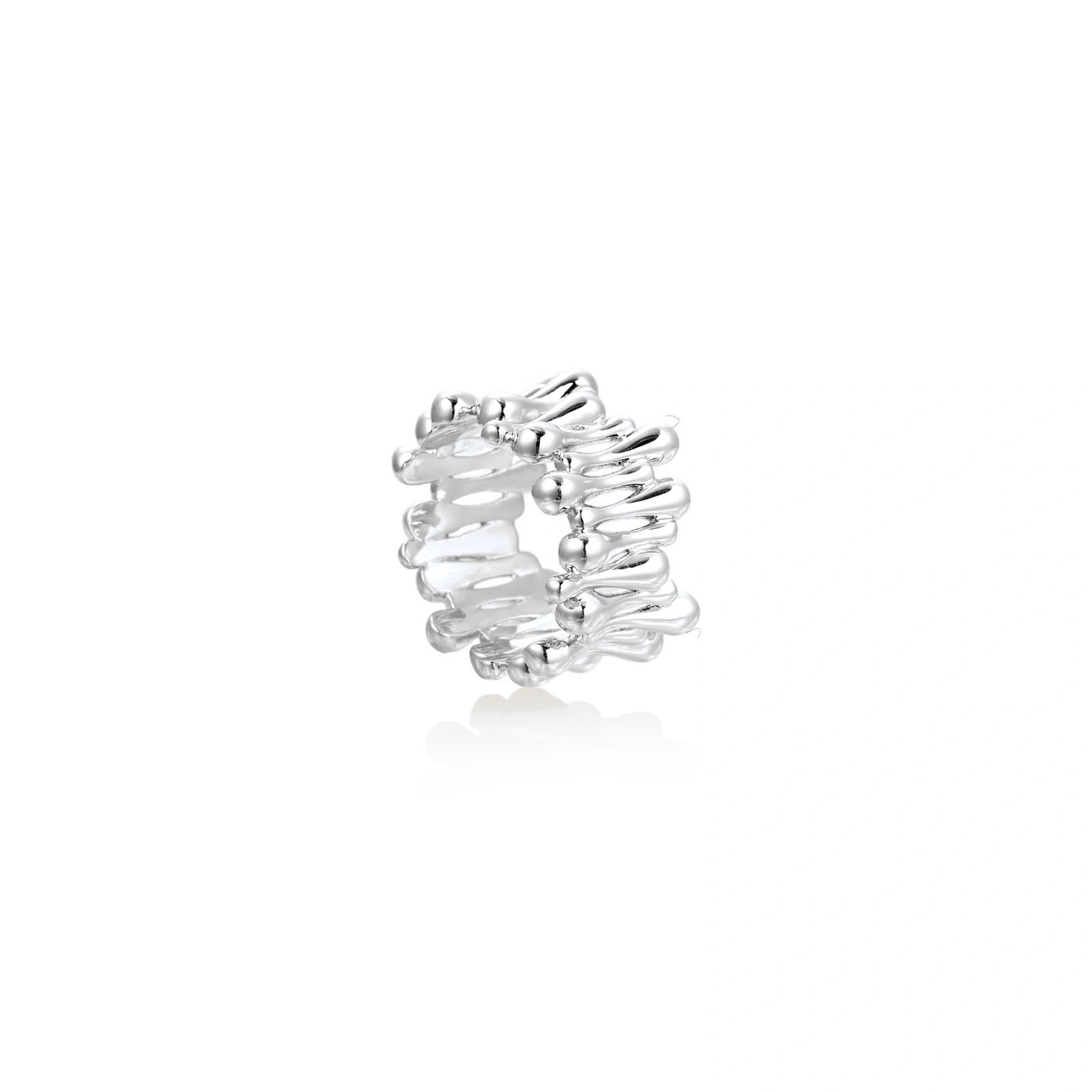 Twisted Waves Ring by AlbaLuxe
