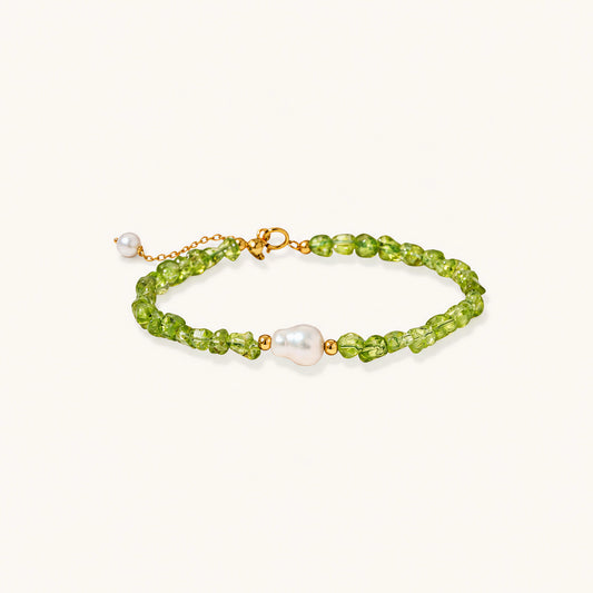 Peridot Dreams Bracelet by AlbaLuxe AlbaLuxe