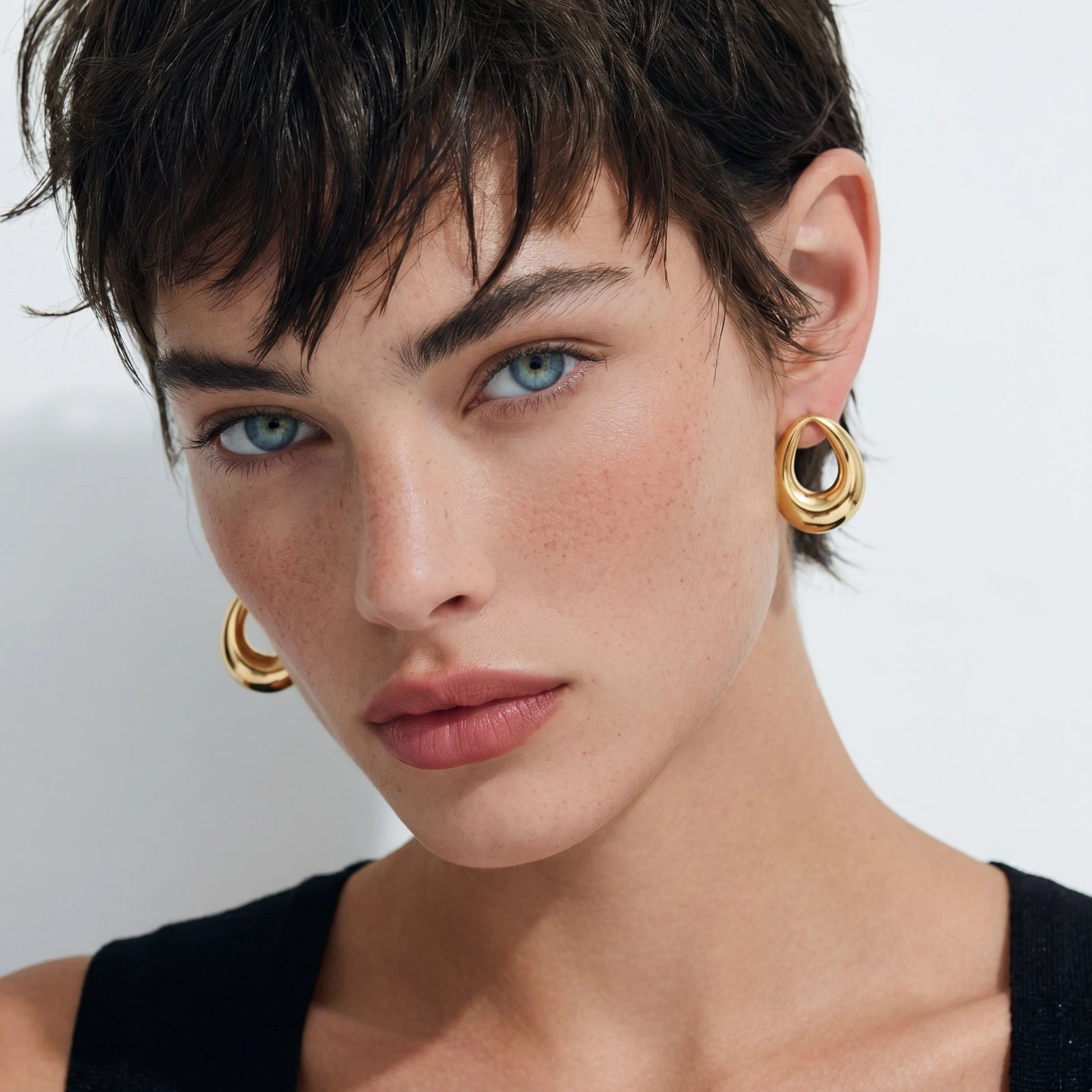 Golden Loop Studs by AlbaLuxe