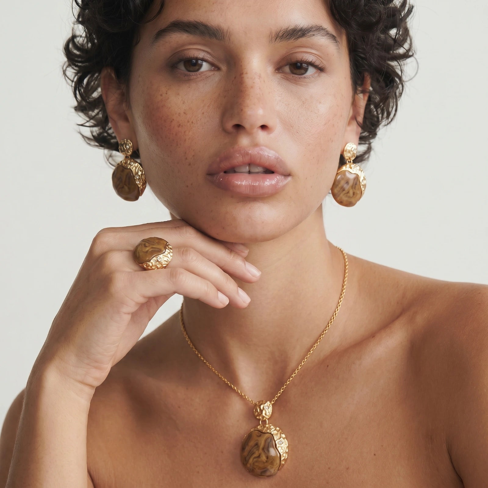 Earth Goddess Drops by AlbaLuxe