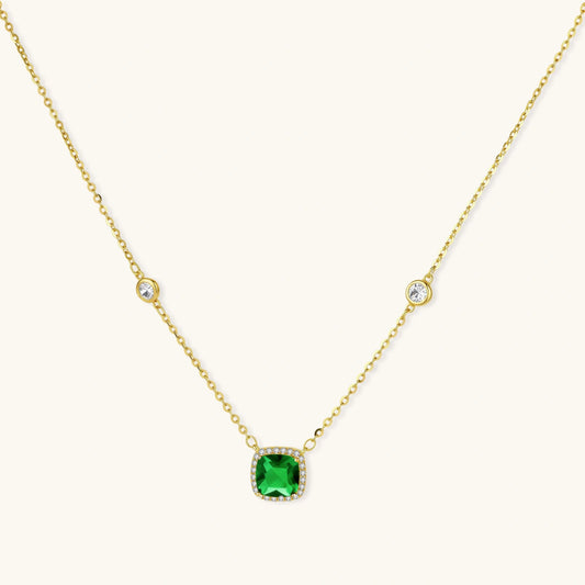 Emerald Dreams Necklace by AlbaLuxe AlbaLuxe