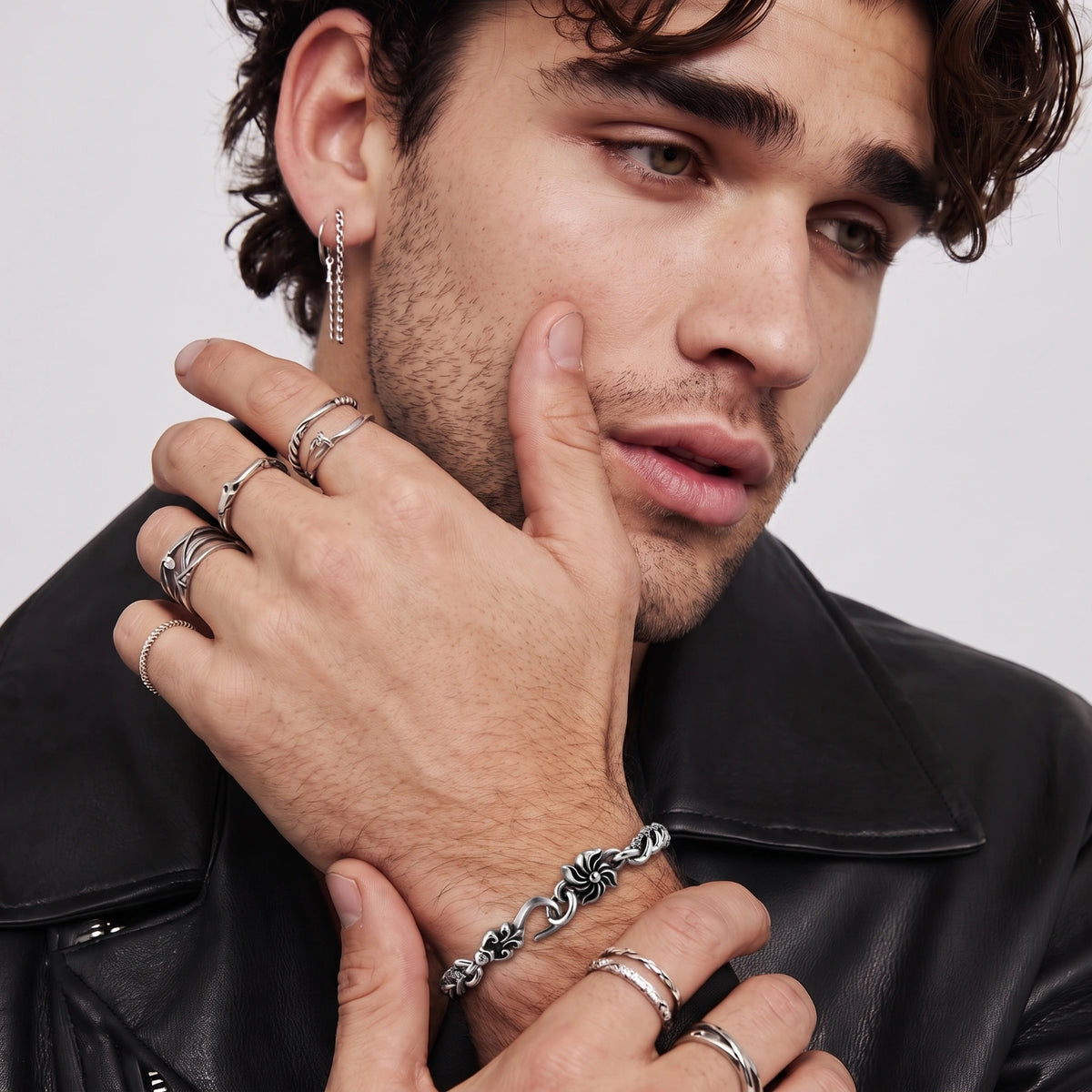 Chain Revolt Bracelet by AlbaLuxe AlbaLuxe