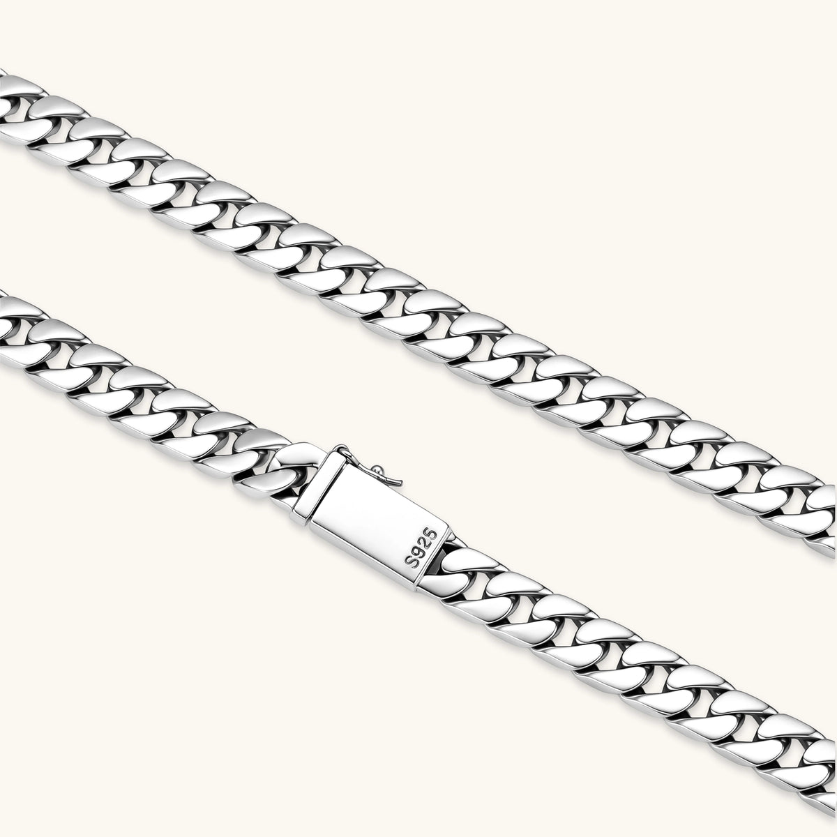 Cuban Chain Necklace by AlbaLuxe AlbaLuxe