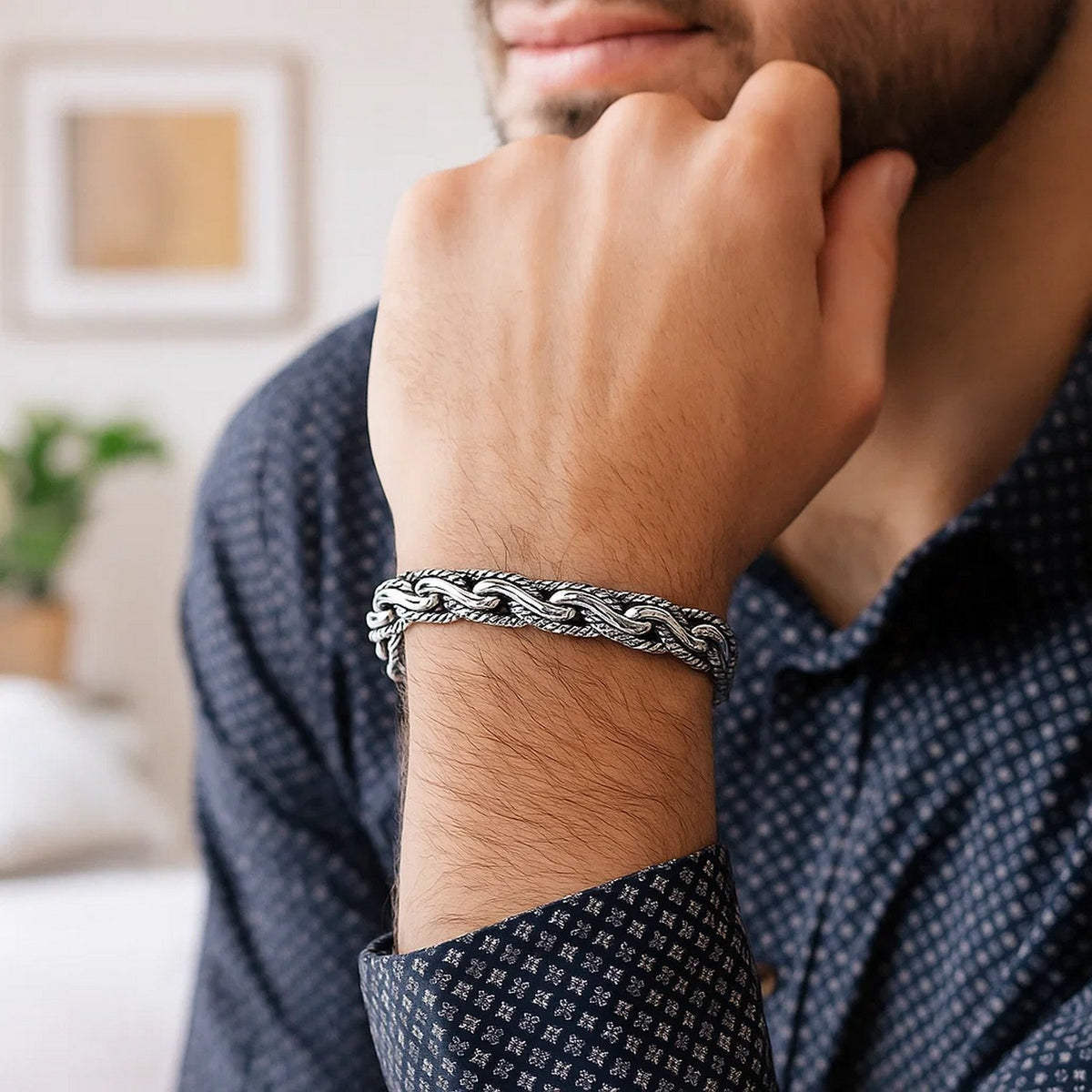 Oxidized Sterling Silver Mens Chain Bracelet in a Cable Motif (8.50 mm) RCJ