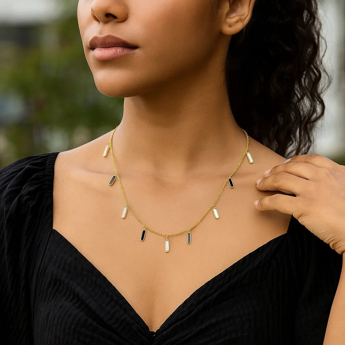 14K Yellow Gold Onyx And MOP Inlay Station Necklace RCJ