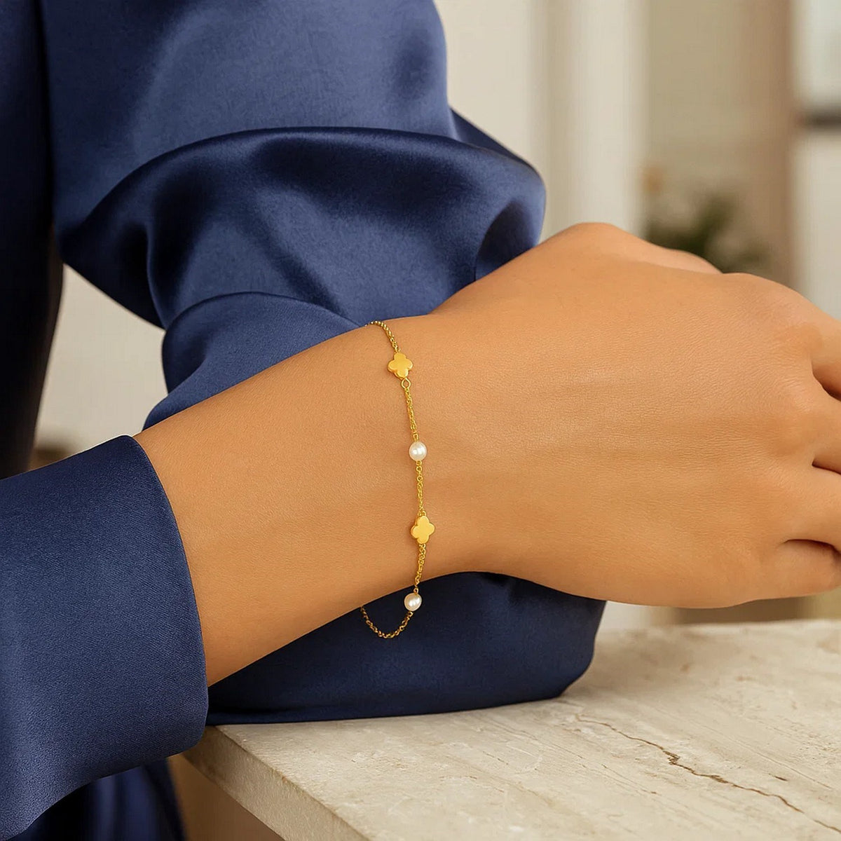14k Yellow Gold Pearl Clover Bracelet RCJ