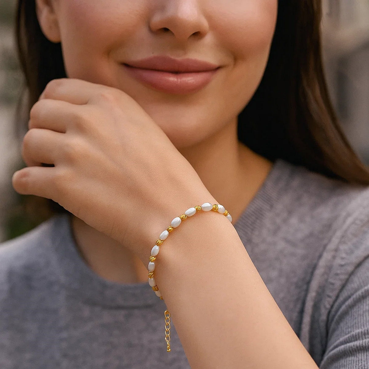 14K Yellow Gold Faceted Bead and Freshwater Pearl Bracelet (3.00 mm) RCJ