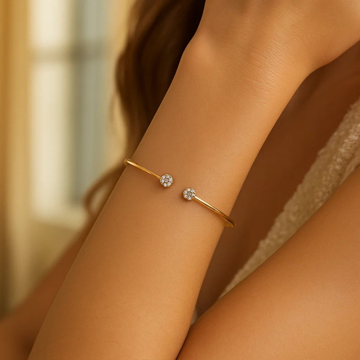 14k Yellow Gold High Polish Diamond Cluster Bangle (2.00 mm) RCJ