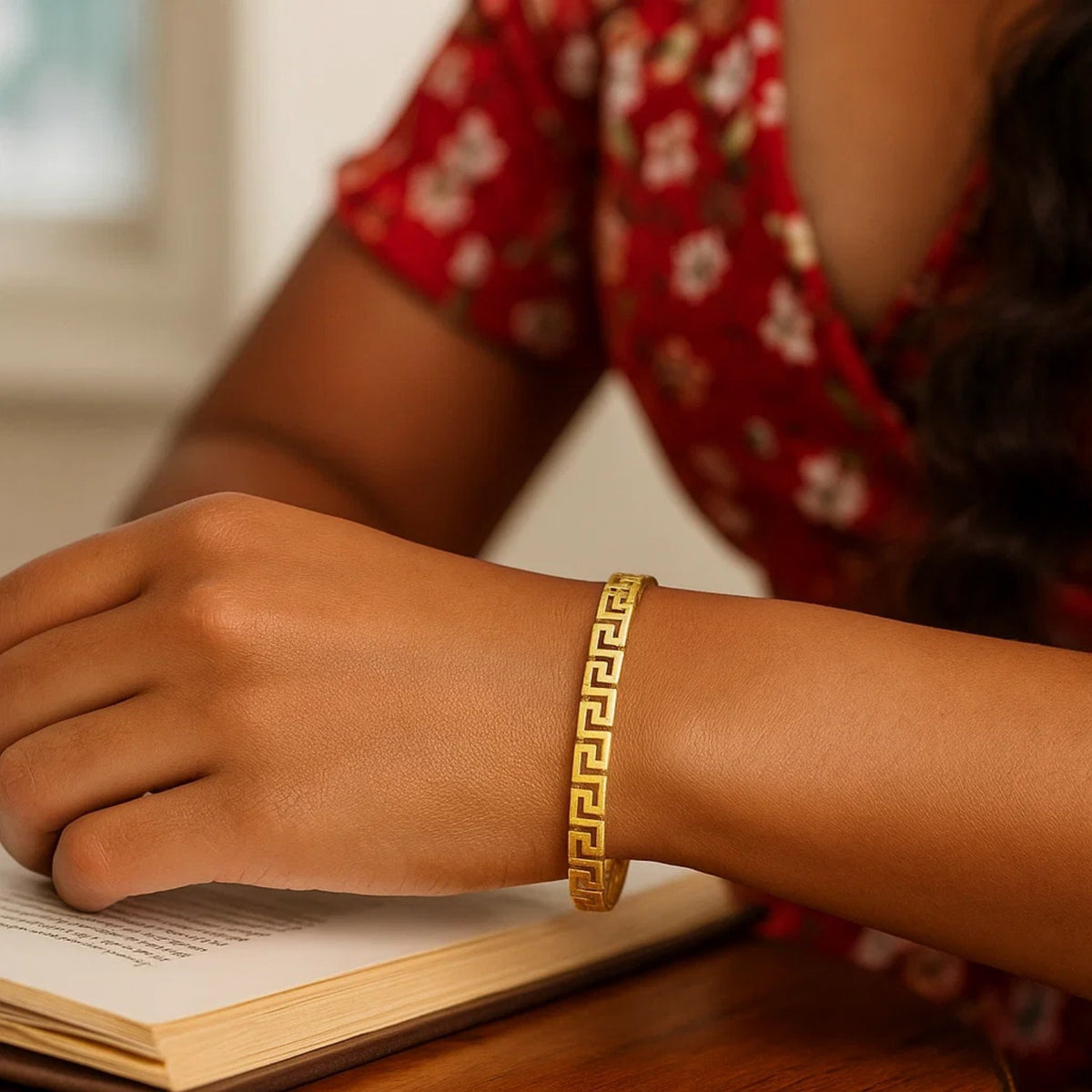 14k Yellow Gold High Polish Greek Key Bangle (4.80 mm) Alba Luxe