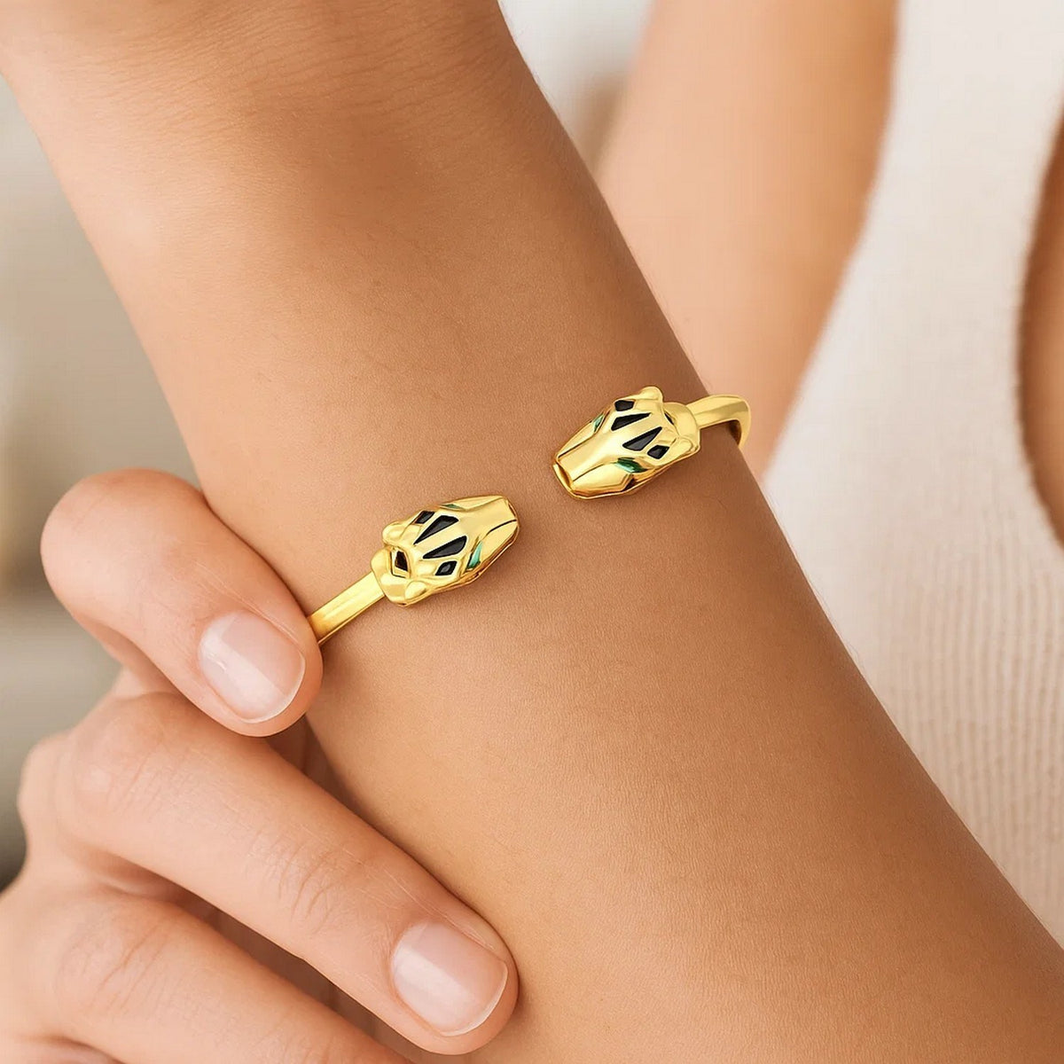 14k Yellow Gold Panther Bangle (3.00 mm) Alba Luxe