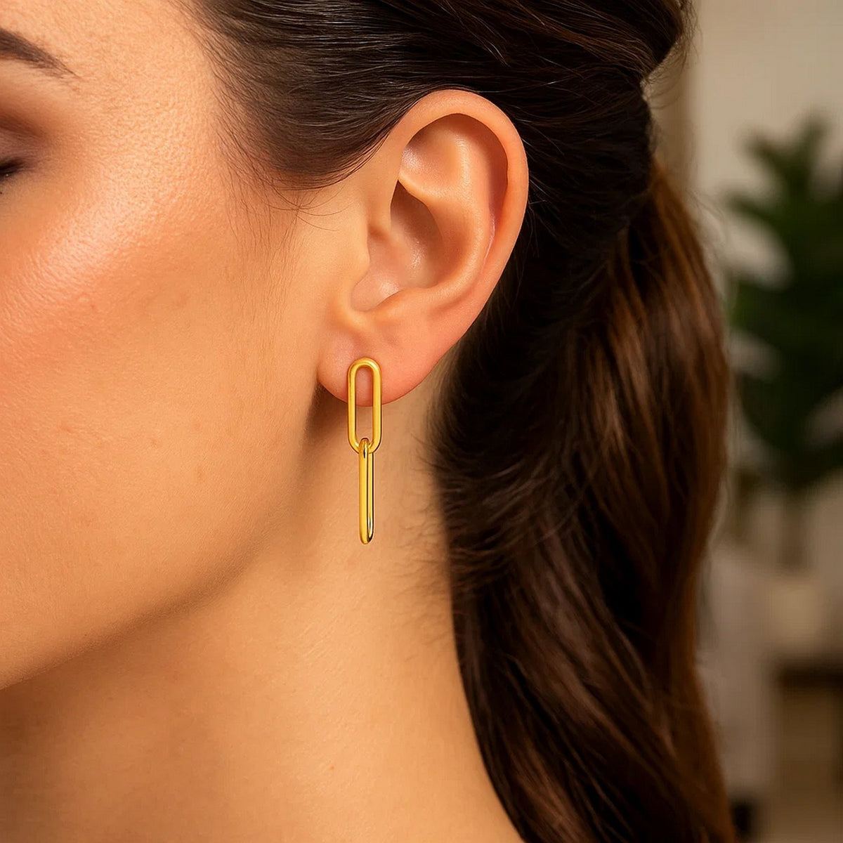 14K Yellow Gold Two Link Paperclip Chain Earrings Alba Luxe