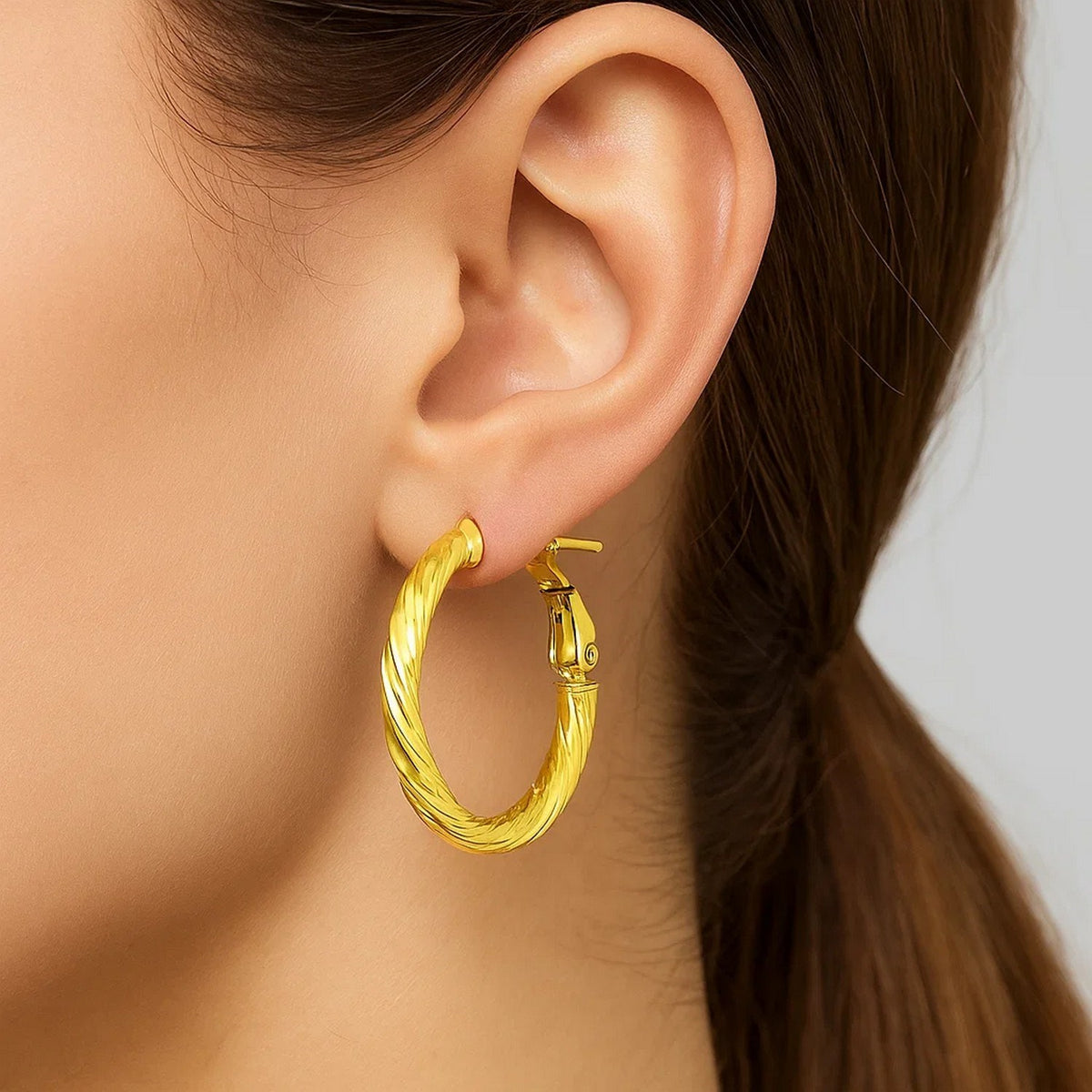 14k Yellow Gold Petite Twisted Round Hoop Earrings(3x20mm) Alba Luxe