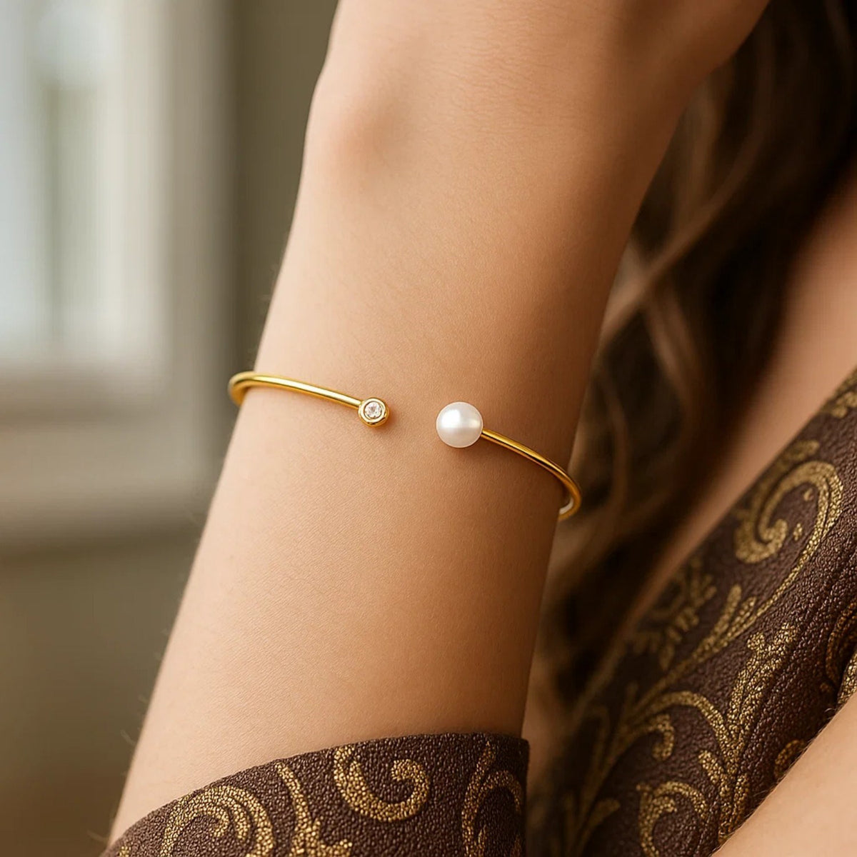 14k Yellow Gold Cuff Bangle with Pearl and Diamond (3.00 mm) Alba Luxe