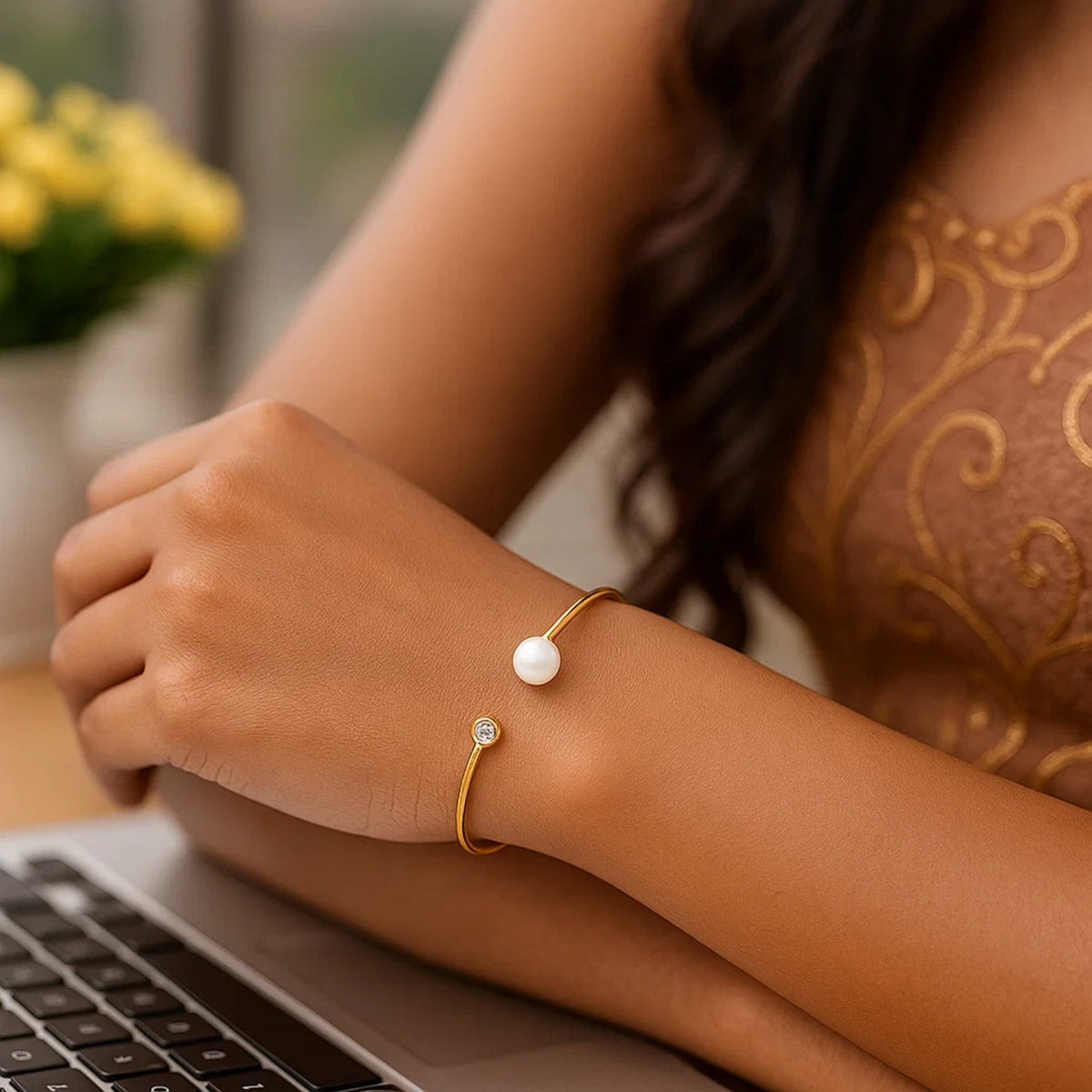 14k Yellow Gold Cuff Bangle with Pearl and Diamond (3.00 mm) Alba Luxe