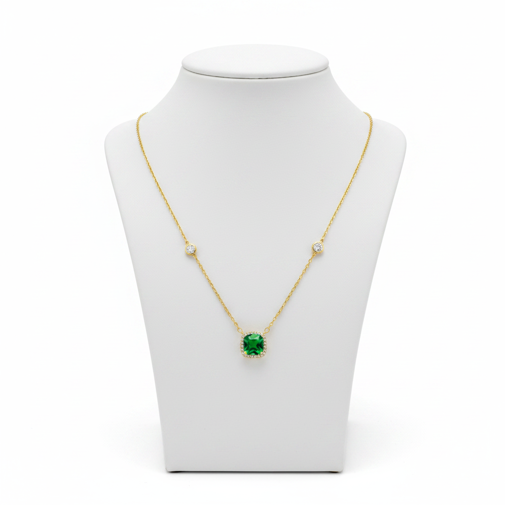 Emerald Dreams Necklace by AlbaLuxe AlbaLuxe
